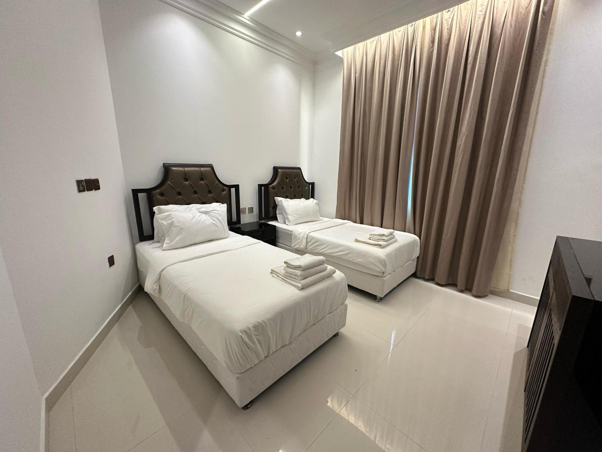 Hotel Sea View By Ama Pro *